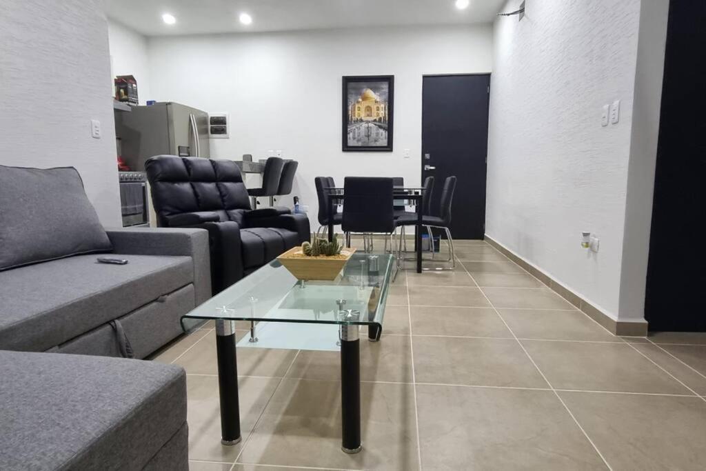 Departamento Con Laguna Artificial カンクン エクステリア 写真